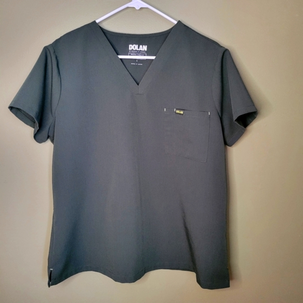 Dolan Scrub Set EUC Top&Bottoms sz Lg